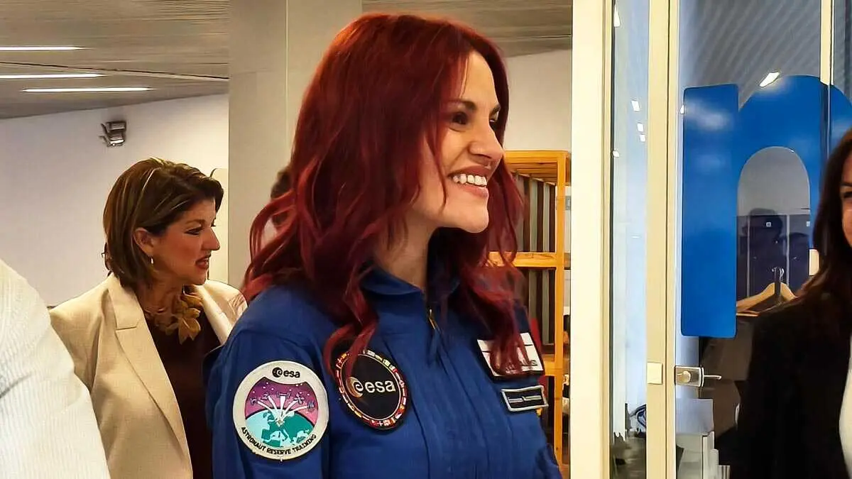 Sara García lleva su mensaje STEAM a Zaragoza: del laboratorio oncológico al entrenamiento como astronauta